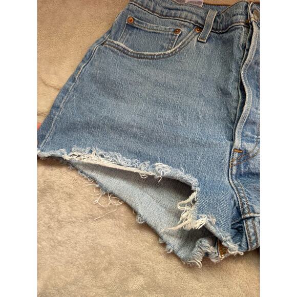 Levi’s 501 raw hem high rise denim shorts size 32 - Picture 5 of 10